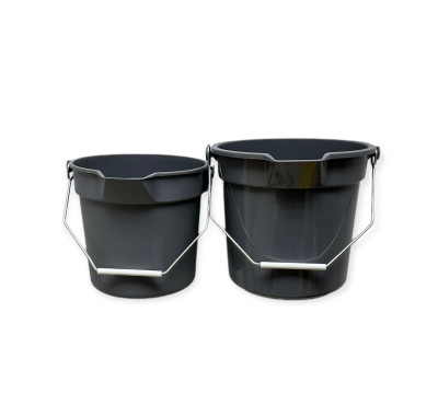 Round Pails